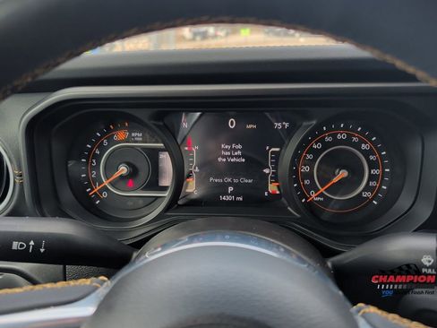 Used 2024 Jeep Wrangler Sahara w/ Technology Group AWD/4WD image 26