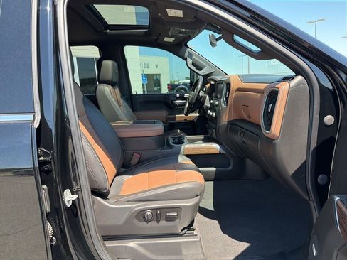 Used 2022 Chevrolet Silverado 3500 High Country AWD/4WD image 21