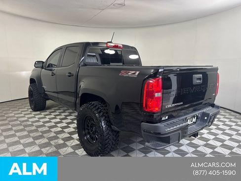 Used 2022 Chevrolet Colorado Z71 AWD/4WD image 9