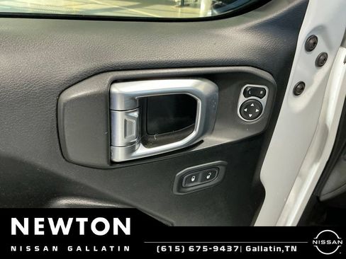 Used 2019 Jeep Wrangler Unlimited Rubicon w/ Steel Bumper Group AWD/4WD image 34