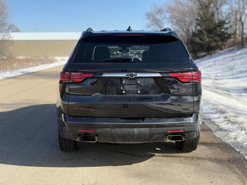 Used 2022 Chevrolet Traverse Premier w/ Redline Edition image 6