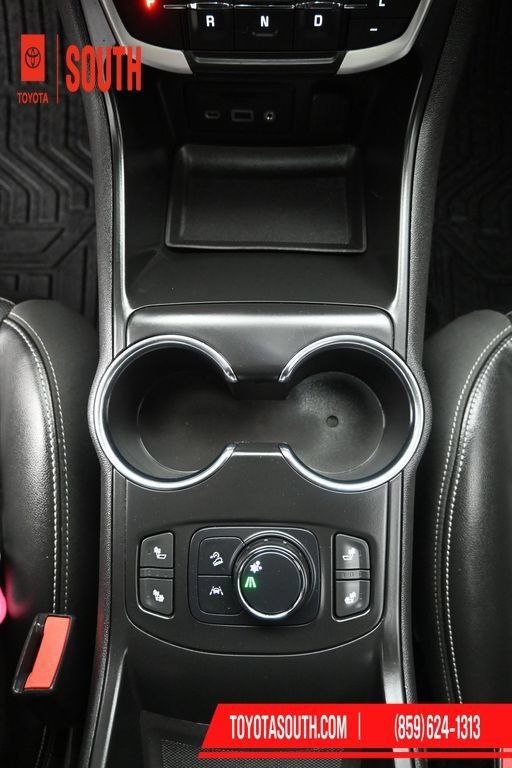 Used 2023 GMC Terrain SLT FWD image 20