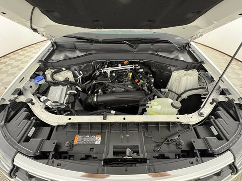 New 2026 Ford Explorer Active w/ Active Comfort Package RWD image 32