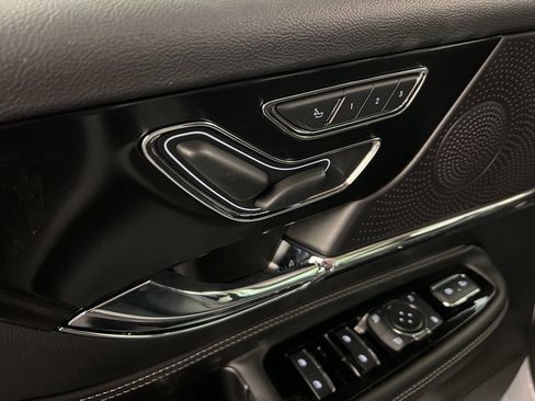 Used 2026 Lincoln Corsair Premiere image 28