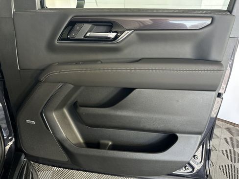 New 2026 GMC Yukon XL Elevation image 39