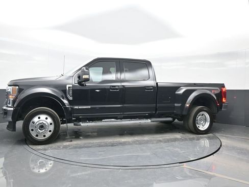 Used 2022 Ford F450 Lariat w/ FX4 Off-Road Package image 3