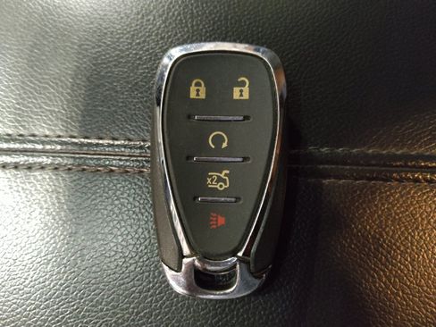 Used 2023 Chevrolet Malibu LT FWD image 32