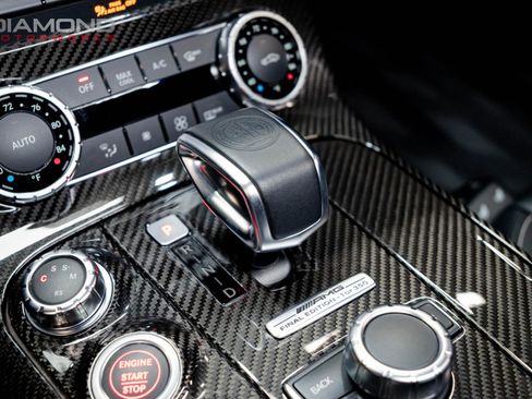 Used 2015 Mercedes-Benz SLS AMG GT Final Edition image 21