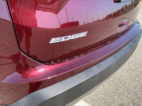 Used 2020 Ford Edge SEL w/ Convenience Package FWD image 29
