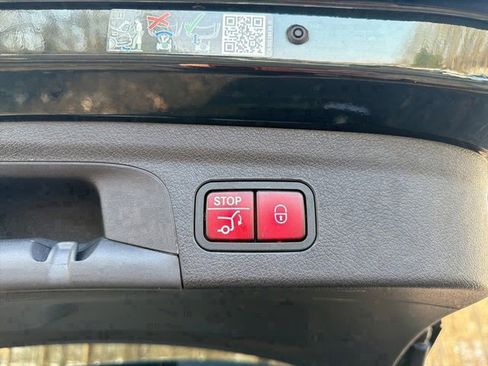 Used 2023 Mercedes-Benz GLE 450 4MATIC image 15