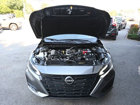 Used 2024 Nissan Altima 2.5 SV image 31