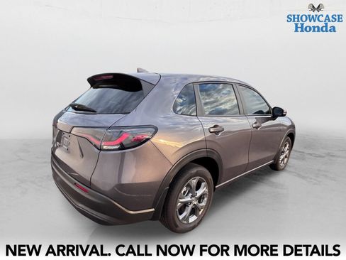 Used 2026 Honda HR-V LX image 5