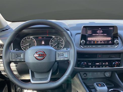 New 2026 Nissan Rogue SV AWD/4WD image 12