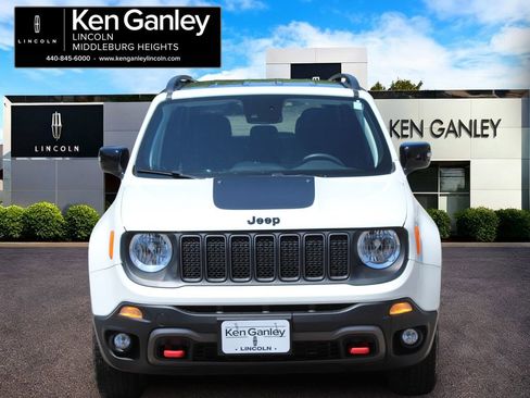 Used 2023 Jeep Renegade Trailhawk AWD/4WD image 2