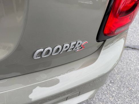 Used 2019 MINI Cooper S w/ Signature Upholstery Package image 18