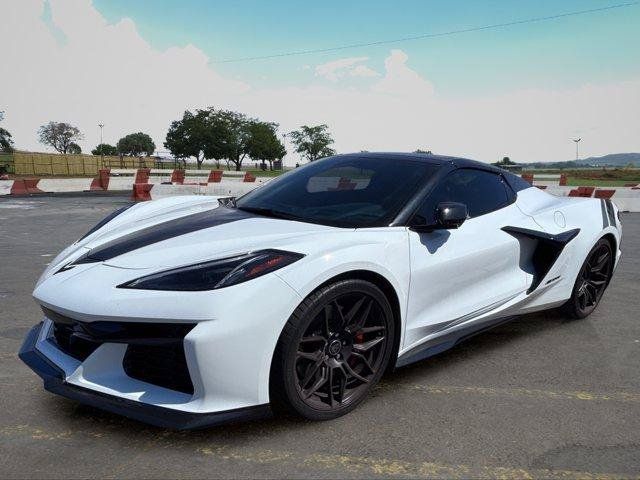 Used 2024 Chevrolet Corvette Z06 RWD image 6