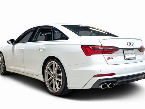 Used 2021 Audi S6 Prestige w/ Prestige Package image 19