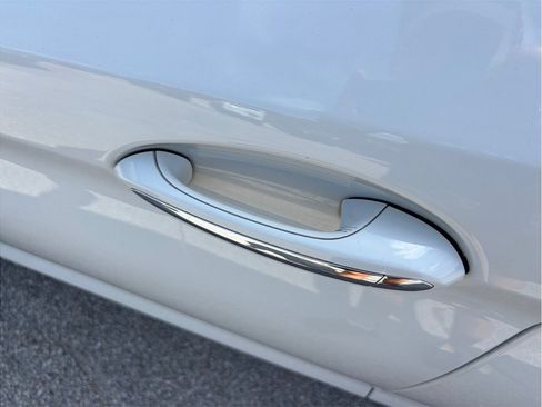 Used 2018 BMW 540i RWD image 18