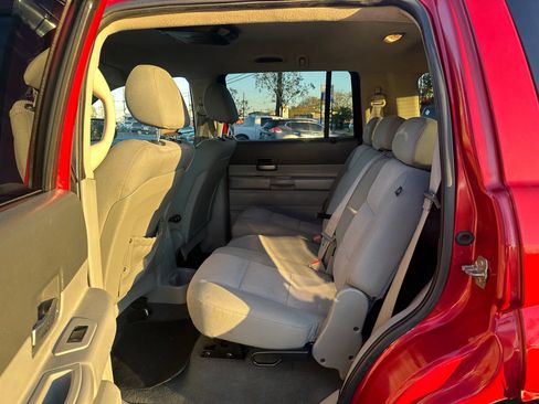 Used 2007 Dodge Durango SLT image 11