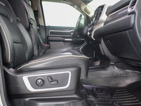 Used 2019 RAM 1500 Laramie image 5