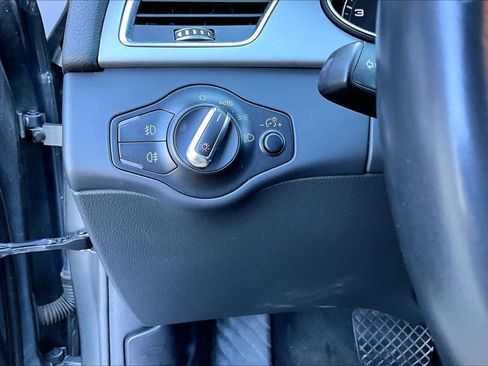 Used 2013 Audi A4 2.0T Premium w/ Convenience Pkg image 31