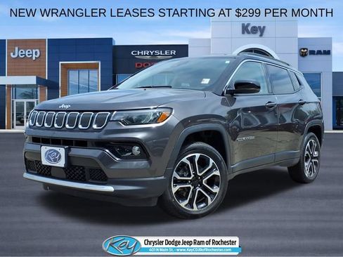 Used 2022 Jeep Compass Limited AWD/4WD image 1