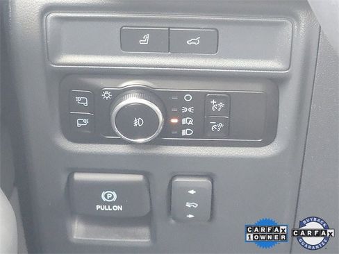 Certified 2023 Ford Expedition Platinum image 12