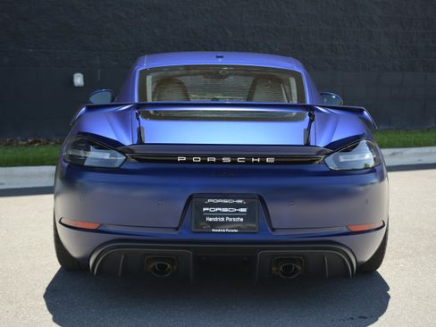 Certified 2022 Porsche 718 Cayman GT4 RWD image 6