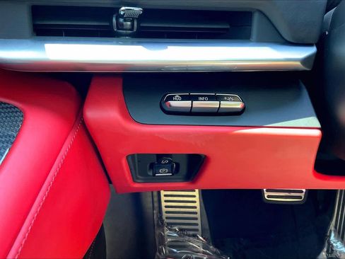 Certified 2021 Chevrolet Corvette 3LT w/ Z51 Performance Package image 31