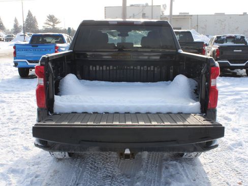 Used 2022 Chevrolet Silverado 1500 RST image 7