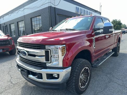 Used 2019 Ford F250 XLT w/ XLT Premium Package AWD/4WD image 1
