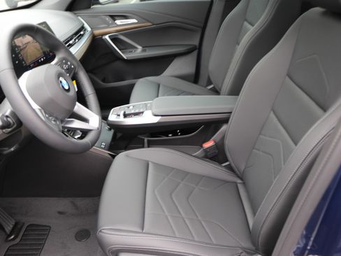 Certified 2025 BMW X1 xDrive28i w/ Convenience Package image 15