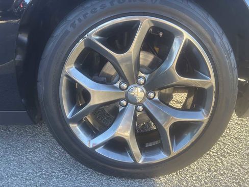 Used 2016 Dodge Challenger SXT Plus image 7