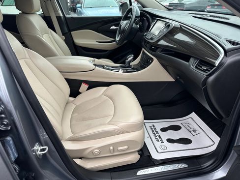 Used 2020 Buick Envision Preferred image 18