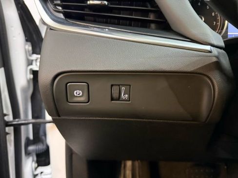 Certified 2024 Buick Enclave Essence w/ Experience Buick Package image 16