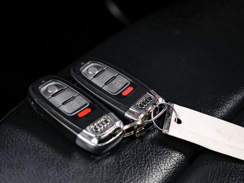 Used 2017 Audi Q5 2.0T Premium Plus w/ Technology Package image 74