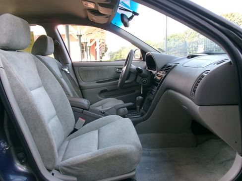 Used 2003 Nissan Maxima GXE FWD image 15