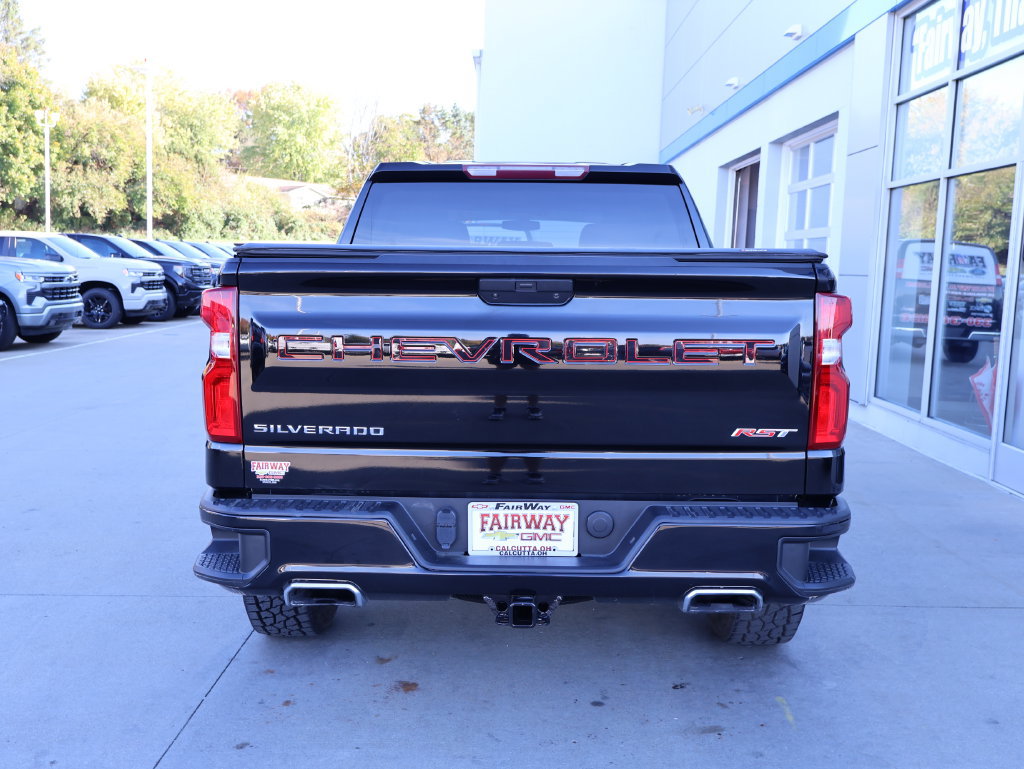 Used 2022 Chevrolet Silverado 1500 RST AWD/4WD image 9