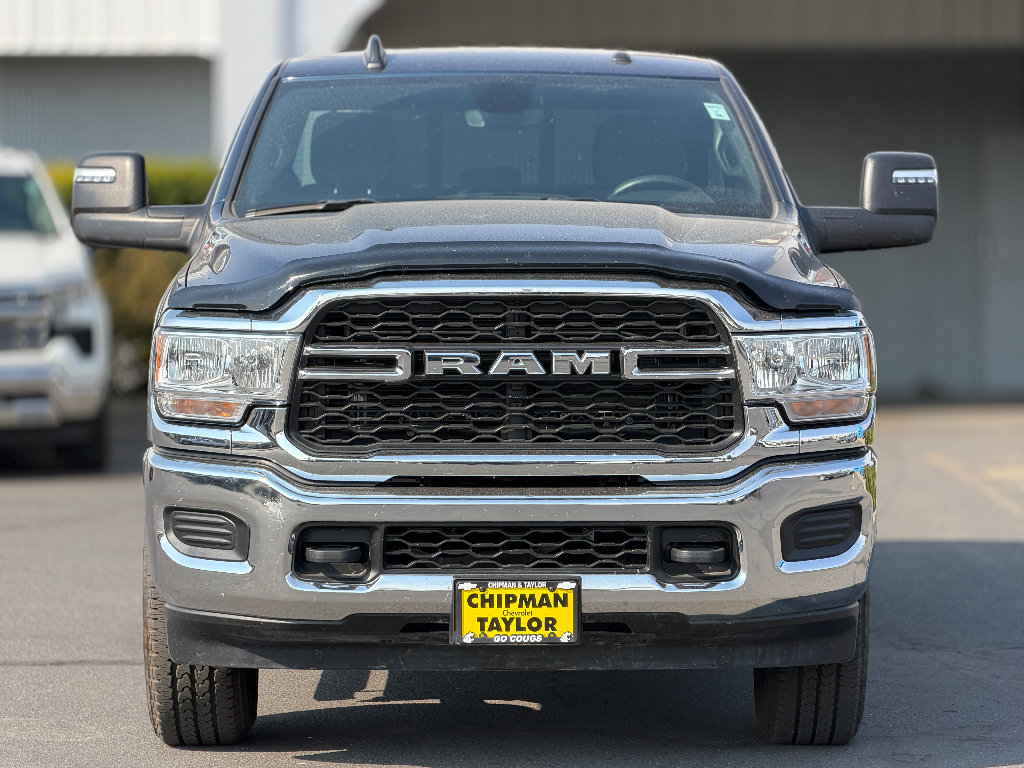 Used 2024 RAM 2500 Tradesman w/ Chrome Appearance Group AWD/4WD image 14