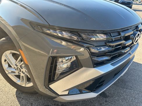 New 2026 Hyundai Tucson SE image 10