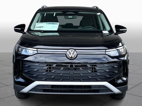 New 2026 Volkswagen Tiguan S FWD image 3