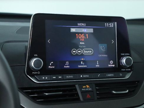 Certified 2025 Nissan Altima 2.5 SR AWD/4WD image 25