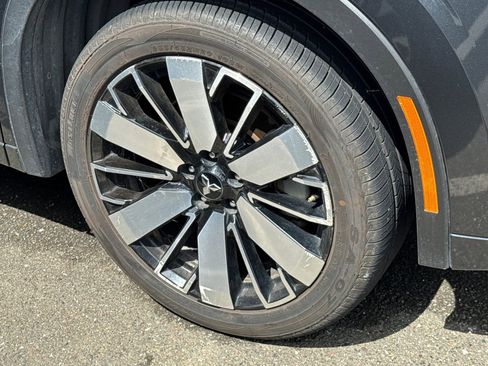 Used 2025 Mitsubishi Outlander SEL image 4