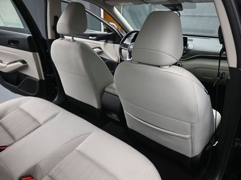 Used 2025 Nissan Altima 2.5 SV image 29