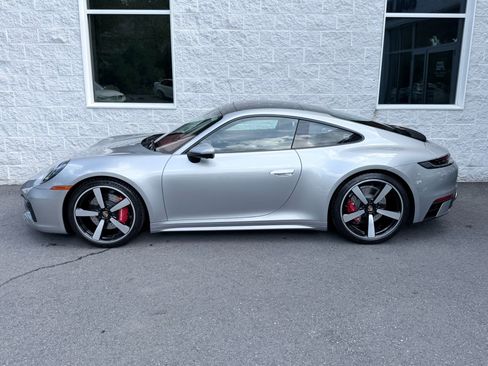 Used 2023 Porsche 911 Carrera S RWD image 9