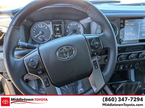 Used 2023 Toyota Tacoma TRD Sport image 17