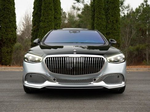 Used 2022 Mercedes-Benz S 580 4MATIC Sedan w/ Rear Seat Package image 17