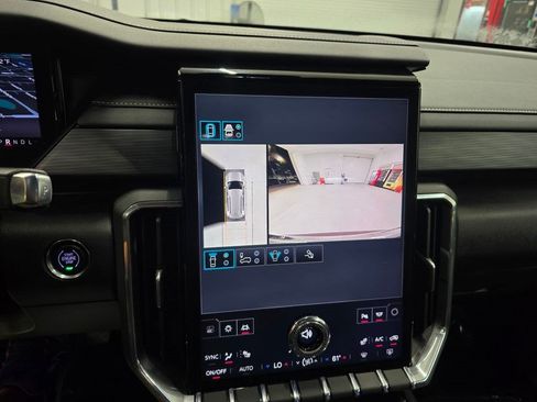 Used 2026 GMC Acadia Elevation FWD image 25
