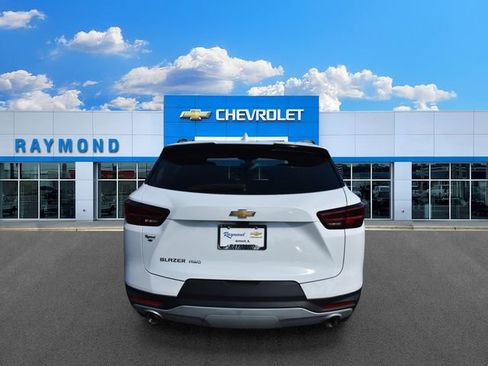 New 2026 Chevrolet Blazer LT w/ Sound & Technology Package AWD/4WD image 5