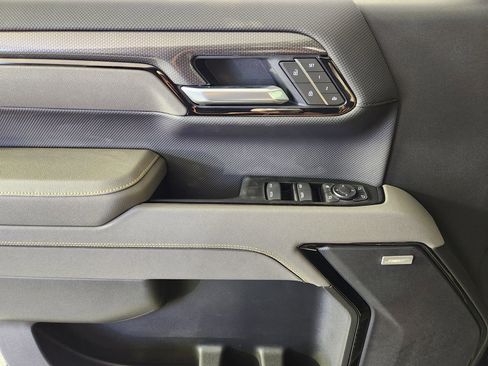 New 2026 Chevrolet Silverado 1500 ZR2 w/ LPO, Dark Essentials Package image 19